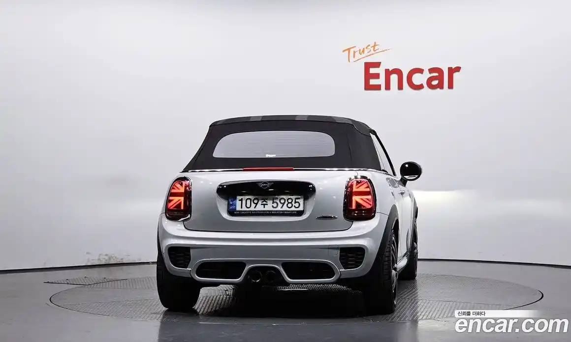 Mini Cooper Convertible 2021 2.0 гидро в Москве № 180403, фото 4