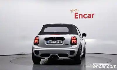 Mini Cooper Convertible 2021 2.0 гидро в Москве № 180403, миниатюра 4