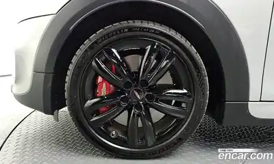 Mini Cooper Convertible 2021 2.0 гидро в Москве № 180403, миниатюра 5