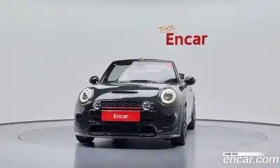 Mini Cooper Convertible 2019 2.0 гидро в Москве № 190086, миниатюра 3