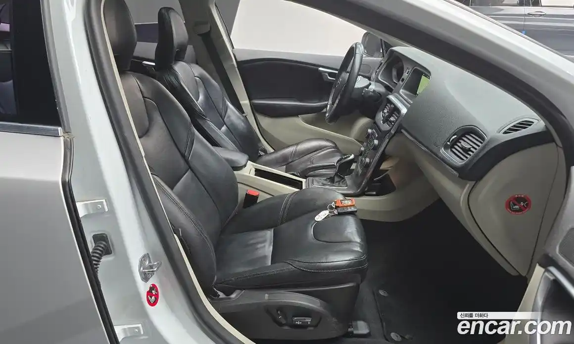 Volvo V40 2016 2.0 гидро в Москве № 195111, фото 10