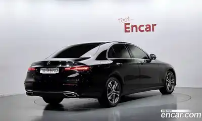 Mercedes-Benz E-Class 2021 2.0 гидро, миниатюра 2