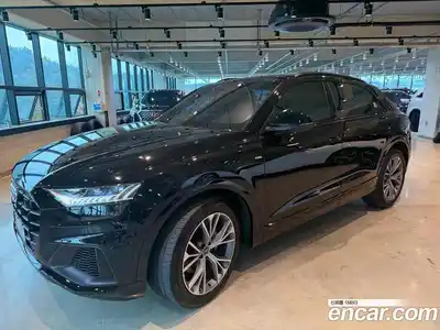 Audi Q8, 2022