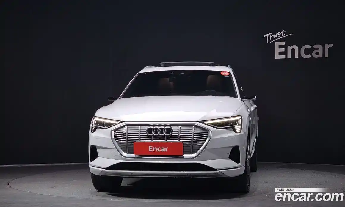 Audi e-tron 2021 0.2 гидро в Москве № 196330, фото 3