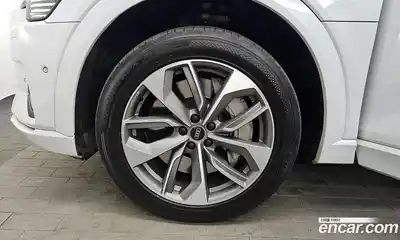Audi e-tron 2021 0.2 гидро в Москве № 196330, миниатюра 5