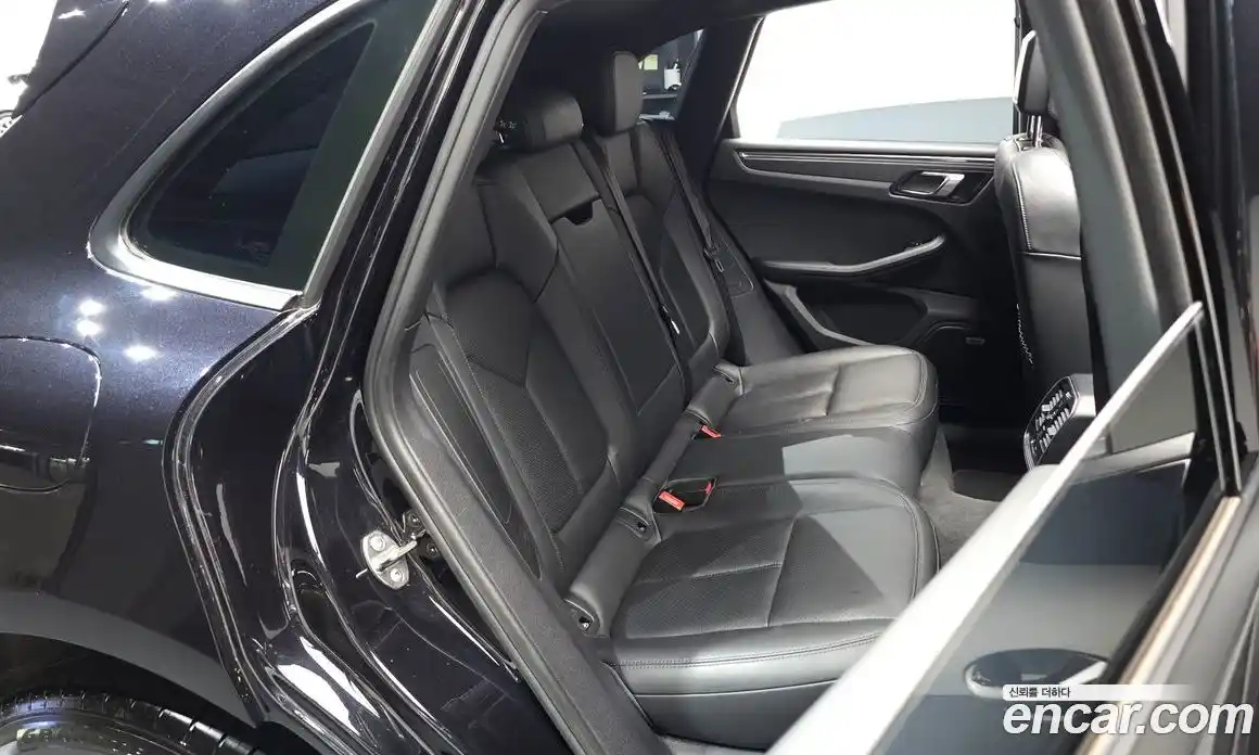 Porsche Macan 2019 2.0 гидро в Москве № 197477, фото 10
