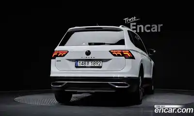Volkswagen Tiguan 2023 2.0 гидро в Москве № 198928, миниатюра 4