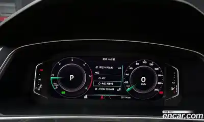 Volkswagen Tiguan 2023 2.0 гидро в Москве № 198928, миниатюра 8