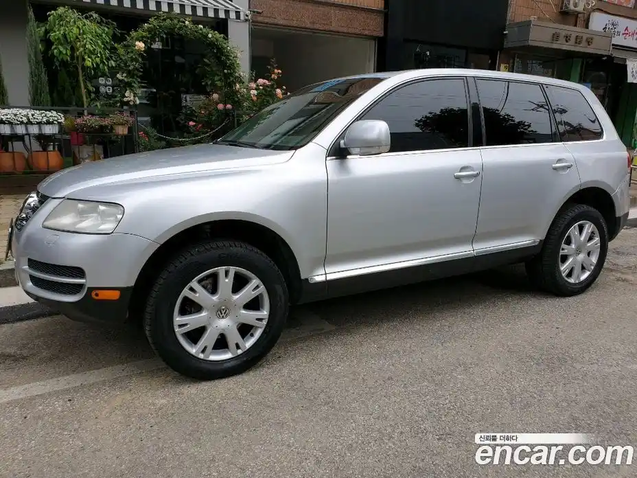 Volkswagen Touareg 2005 4.2 гидро в Москве № 199349, фото 17