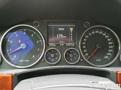 Volkswagen Touareg 2005 4.2 гидро в Москве № 199349, миниатюра 8