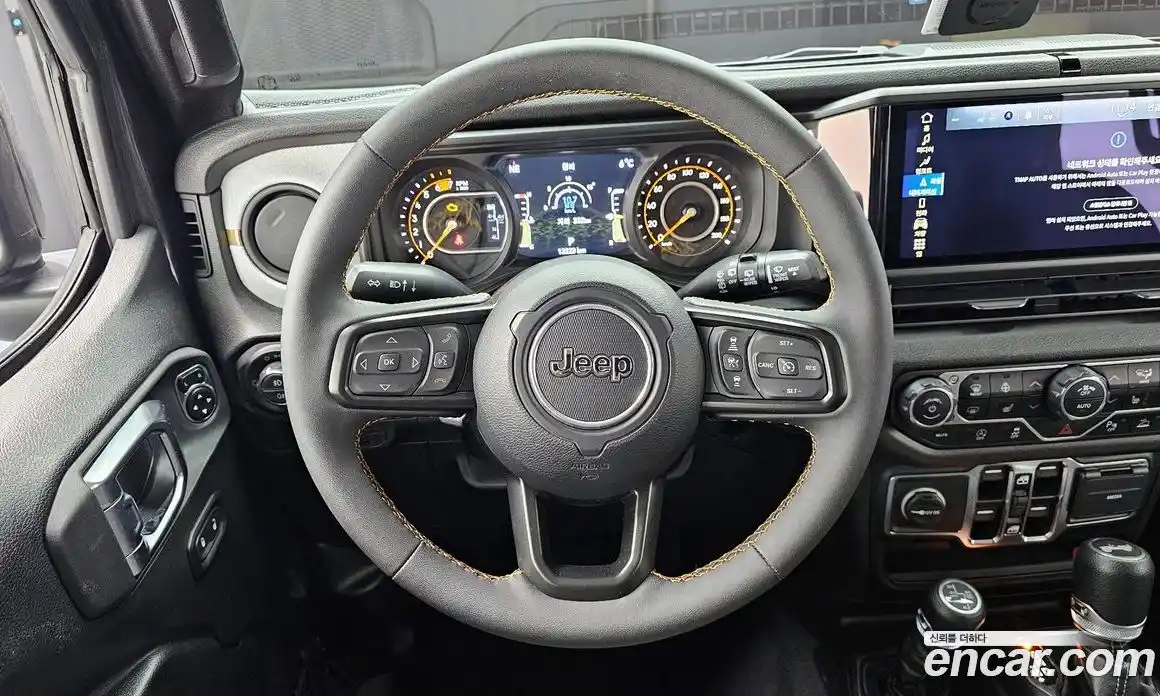 Jeep Wrangler 2024 2.0 гидро в Москве № 199429, фото 13