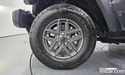 Jeep Wrangler 2024 2.0 гидро в Москве № 199429, миниатюра 5
