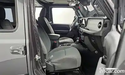 Jeep Wrangler 2024 2.0 гидро в Москве № 199429, миниатюра 10