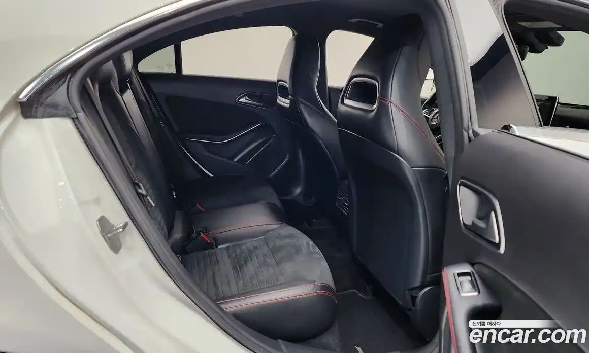 Mercedes-Benz CLA-Class 2018 2.0 гидро в Москве № 205021, фото 12