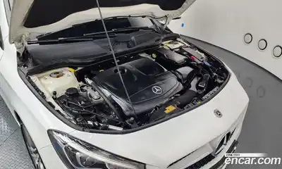 Mercedes-Benz CLA-Class 2018 2.0 гидро в Москве № 205021, миниатюра 6