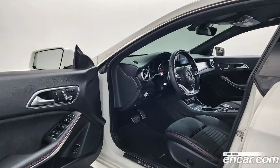 Mercedes-Benz CLA-Class 2018 2.0 гидро в Москве № 205021, фото 10