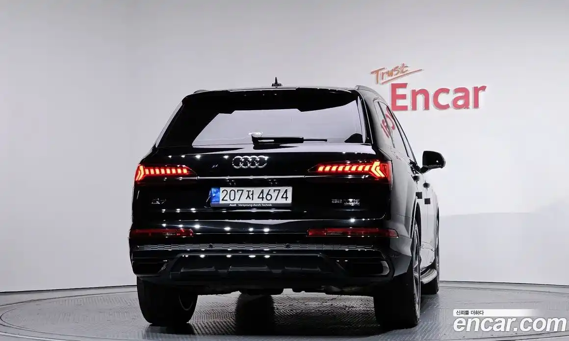 Audi Q7 2022 3.0 гидро в Москве № 212313, фото 4
