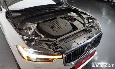 Volvo XC60 2021 2.0 гидро в Москве № 212800, миниатюра 6