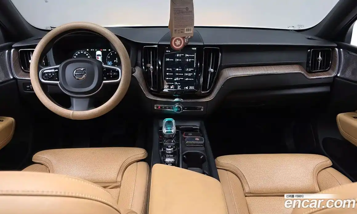 Volvo XC60 2021 2.0 гидро в Москве № 212800, фото 7