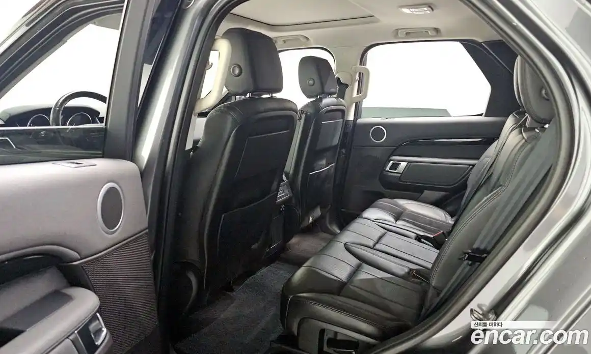 Land Rover Discovery 2018 2.0 гидро в Москве № 213816, фото 11