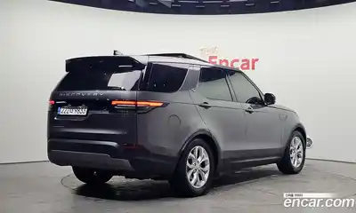 Land Rover Discovery 2018 2.0 гидро в Москве № 213816, миниатюра 2