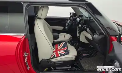 Mini Cooper 2022 2.0 гидро в Москве № 214210, миниатюра 11