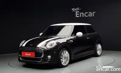 Mini Cooper, 2015