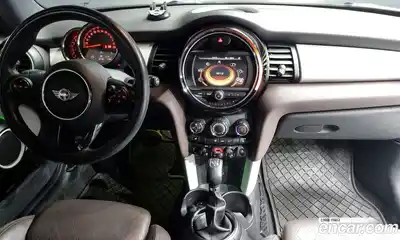 Mini Cooper 2015 1.5 гидро в Москве № 224815, миниатюра 7