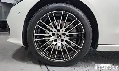 Mercedes-Benz C-Class 2022 2.0 гидро в Москве № 229403, миниатюра 5