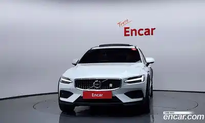 Volvo V60 2020 2.0 гидро в Москве № 230615, миниатюра 3