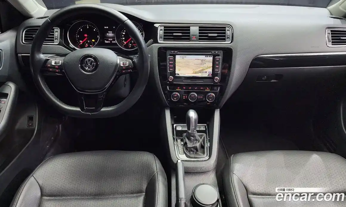 Volkswagen Jetta 2015 2.0 гидро в Москве № 232211, фото 7