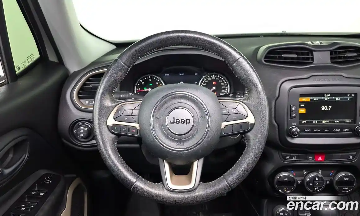 Jeep Renegade 2015 2.0 гидро в Москве № 232413, фото 13