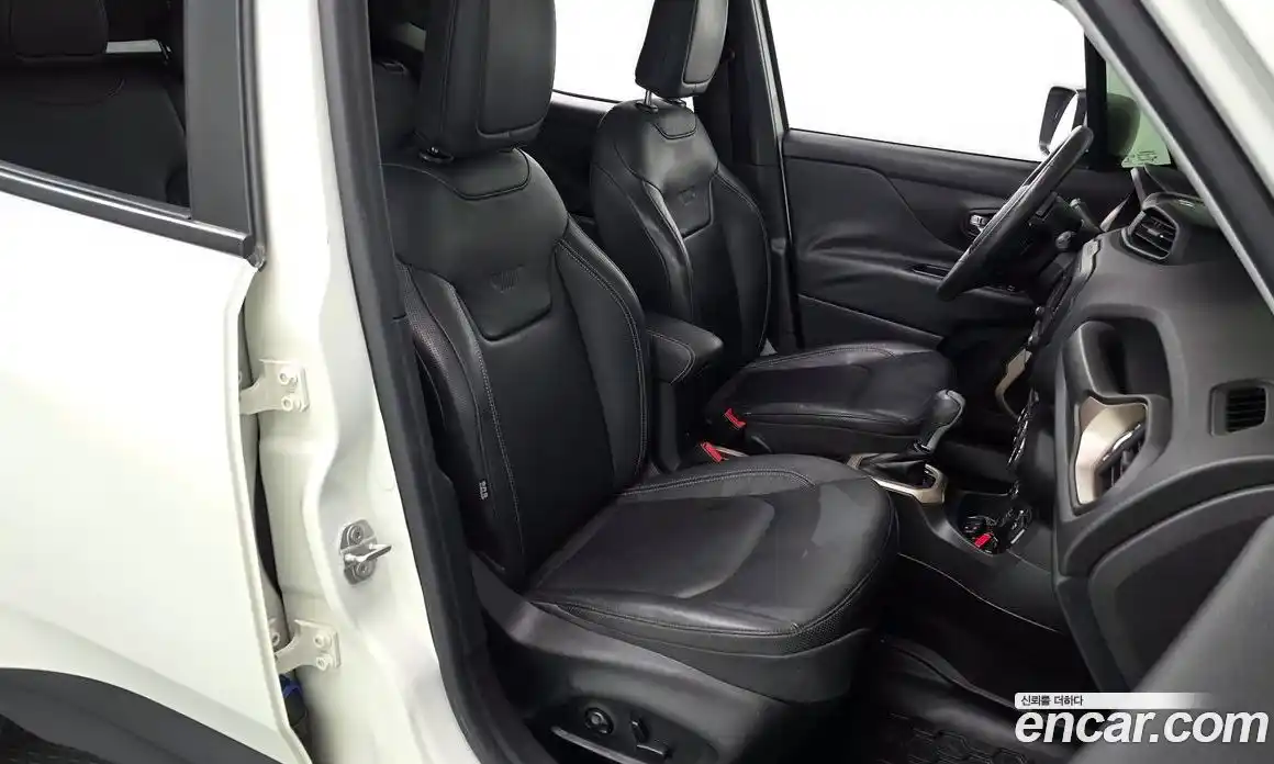Jeep Renegade 2015 2.0 гидро в Москве № 232413, фото 10