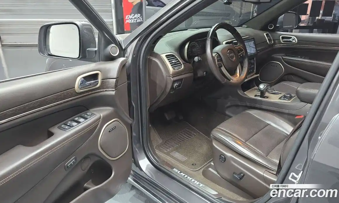 Jeep Cherokee 2015 3.0 гидро в Москве № 232734, фото 11