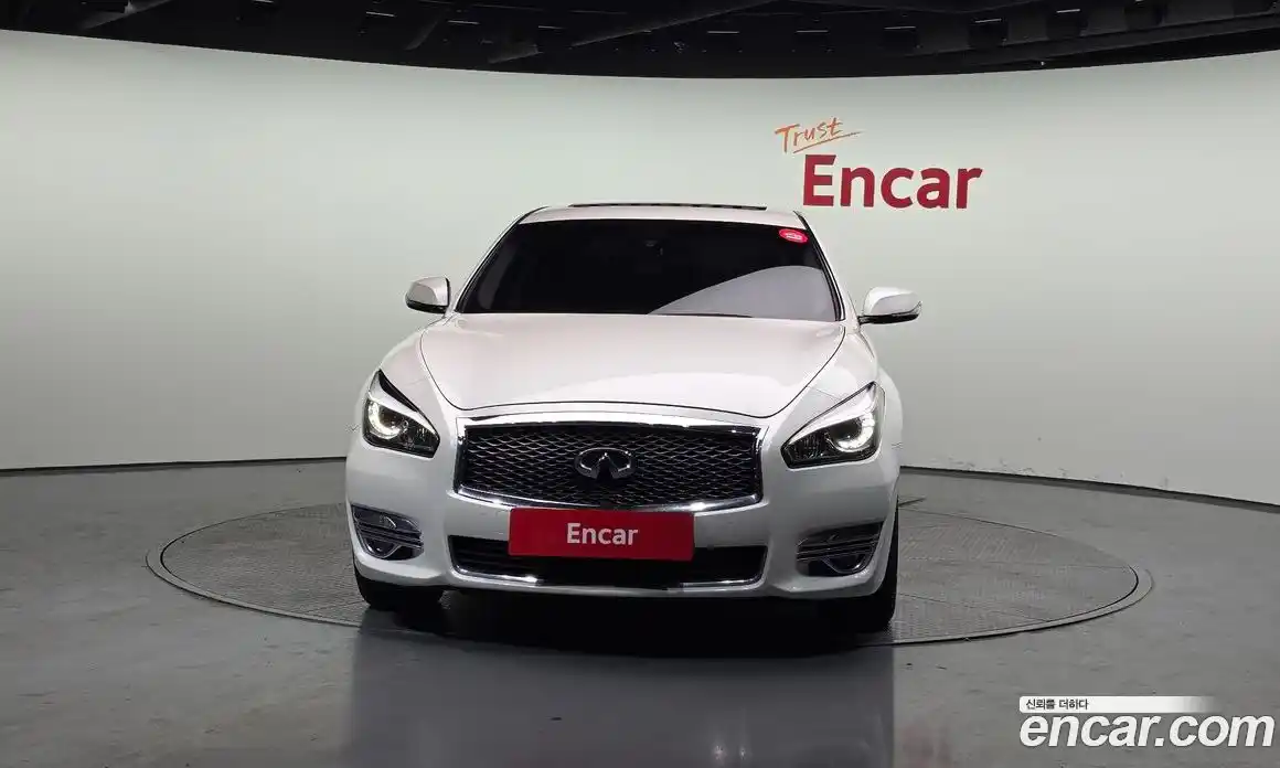 Infiniti Q70 2017 3.7 гидро в Москве № 249635, фото 3