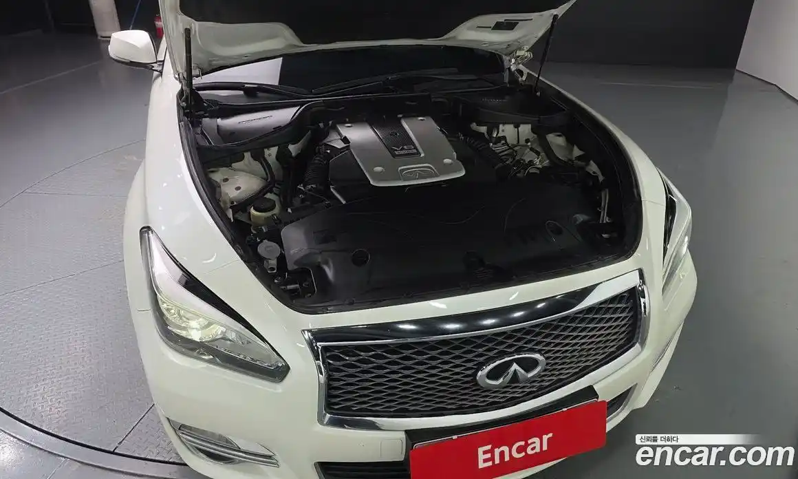 Infiniti Q70 2017 3.7 гидро в Москве № 249635, фото 6