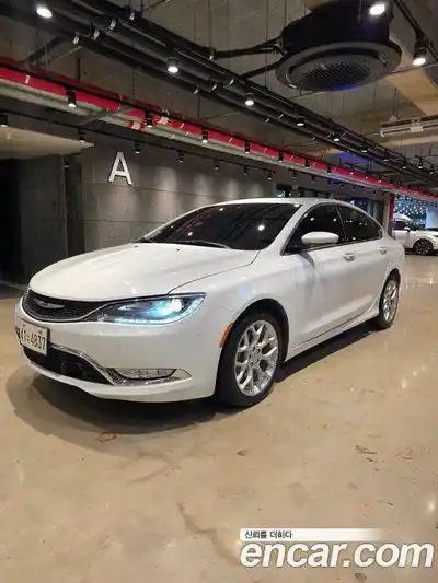 Chrysler 200 2015 2.4 гидро в Москве № 255736, миниатюра 2