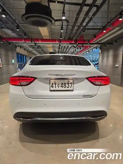 Chrysler 200 2015 2.4 гидро в Москве № 255736, миниатюра 4