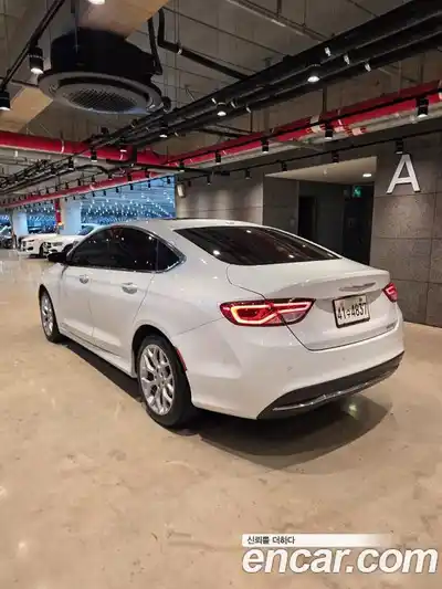 Chrysler 200 2015 2.4 гидро в Москве № 255736, миниатюра 5