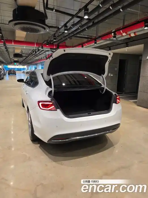 Chrysler 200 2015 2.4 гидро в Москве № 255736, фото 7