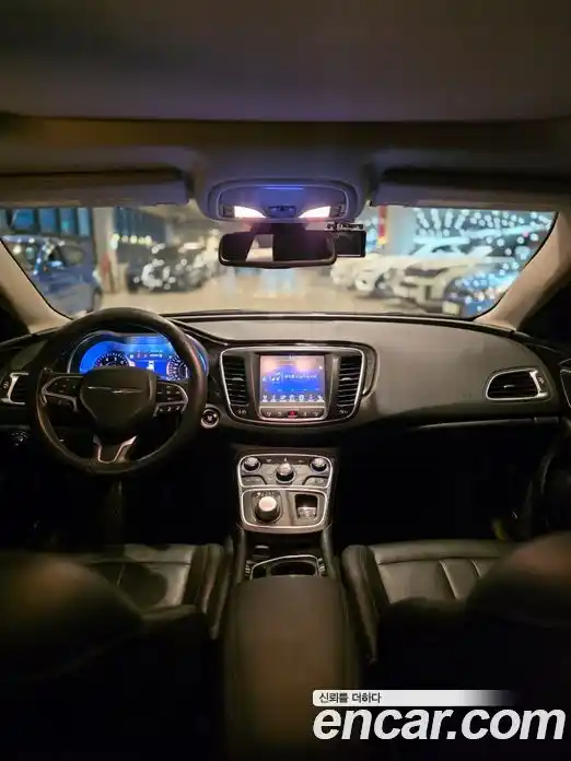 Chrysler 200 2015 2.4 гидро в Москве № 255736, фото 9