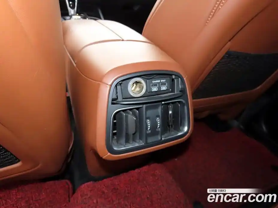 Maserati Levante 2018 3.0 гидро в Москве № 256019, фото 16