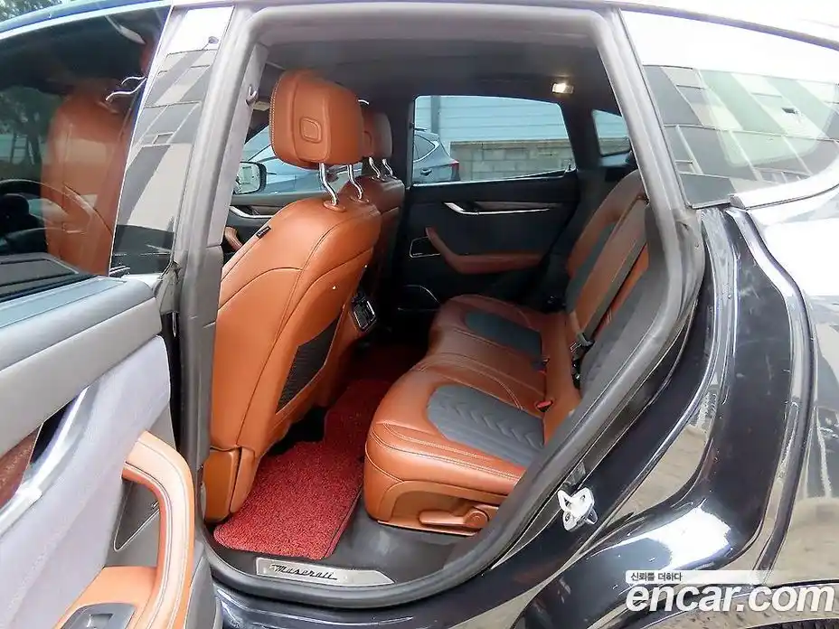 Maserati Levante 2018 3.0 гидро в Москве № 256019, фото 6