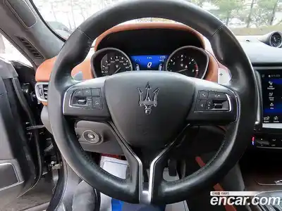 Maserati Levante 2018 3.0 гидро в Москве № 256019, миниатюра 8