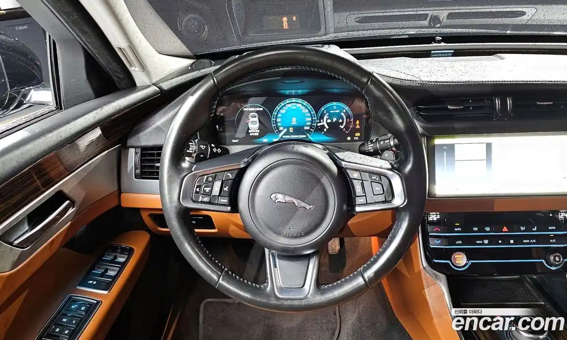 Jaguar XF 2018 2.0 гидро в Москве № 256068, фото 13