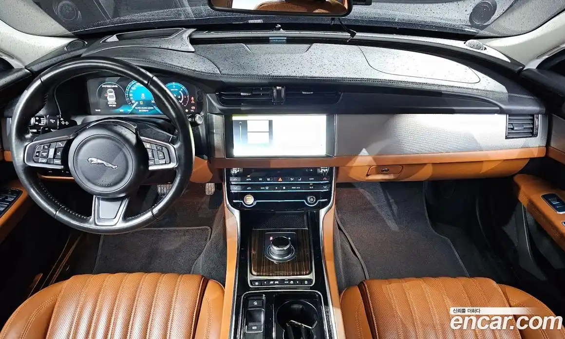 Jaguar XF 2018 2.0 гидро в Москве № 256068, фото 7