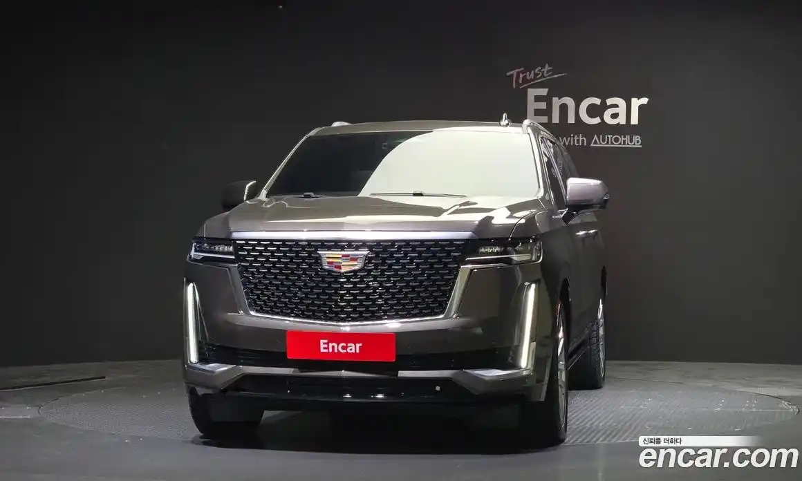 Cadillac Escalade 2021 6.2 гидро в Москве № 256468, фото 3