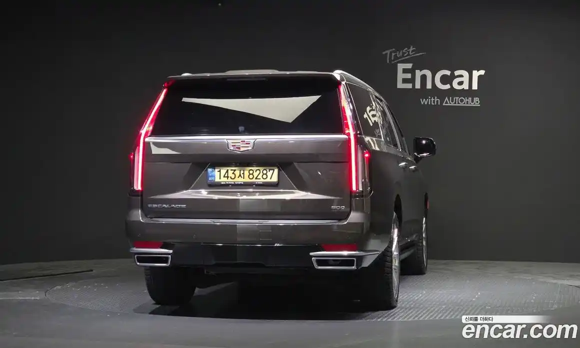 Cadillac Escalade 2021 6.2 гидро в Москве № 256468, фото 4