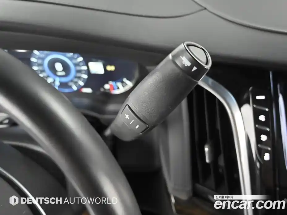 Cadillac Escalade 2019 6.2 гидро в Москве № 256533, фото 9