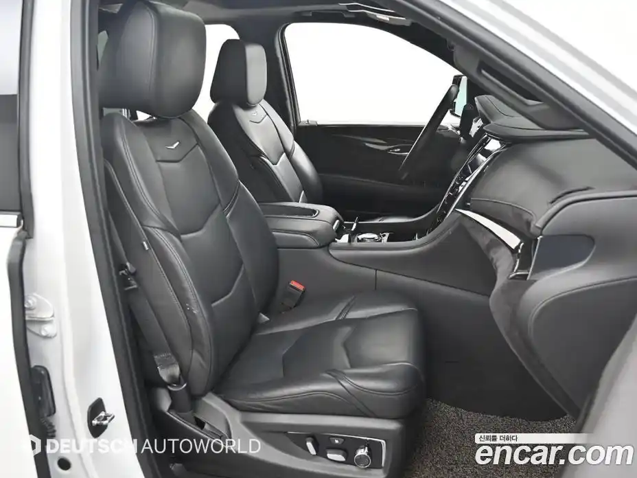Cadillac Escalade 2019 6.2 гидро в Москве № 256533, фото 10